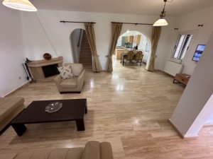 Girne / Alsancak 4+1 Deniz manzaralı Özel Havuzlu Villa 