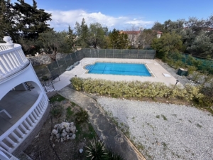 Girne / Alsancak 4+1 Deniz manzaralı Özel Havuzlu Villa 