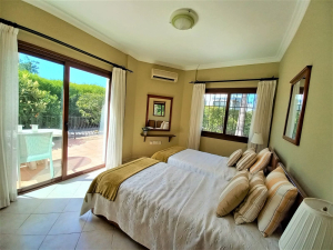 Girne / Merkez Ozankoy 3+1 Özel Havuzlu Villa 