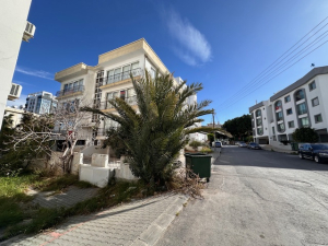Girne / Merkez, Liman karşısı ,Deniz Manzaralı 2+1 Daire