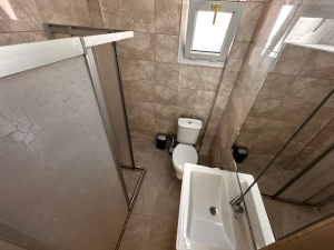 Girne / Merkez Liman karşısı  2+1 site içerisinde 