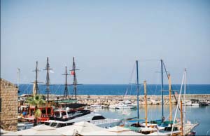 Girne / Merkez Kale içi 2+1 lüks daire Nergis