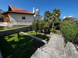 Girne / Yeşiltepe 5+2 HAVUZLU VİLLA