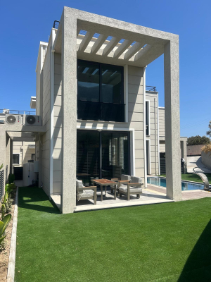 Girne / Lapta Müstakil 3+1 Özel Havuzlu Villa