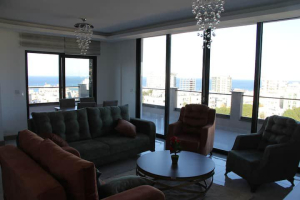 Girne / Deniz Manzaralı Penthouse Rezidans 2+1 daire
