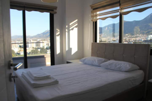 Girne / Deniz Manzaralı Penthouse Rezidans 2+1 daire