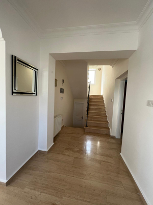 Girne / Merkez 3+1 HAVUZLU VİLLA Doğanköy
