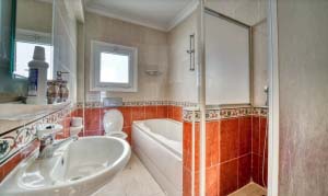 Girne / Çarşı Merkezinde 3+1 Günlük Kiralık Lüks Daire