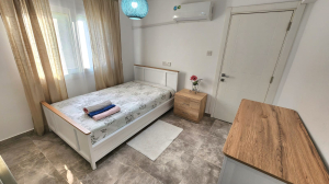 Girne / Alsancak Ortak Havuzlu 4+1  lüks Daire